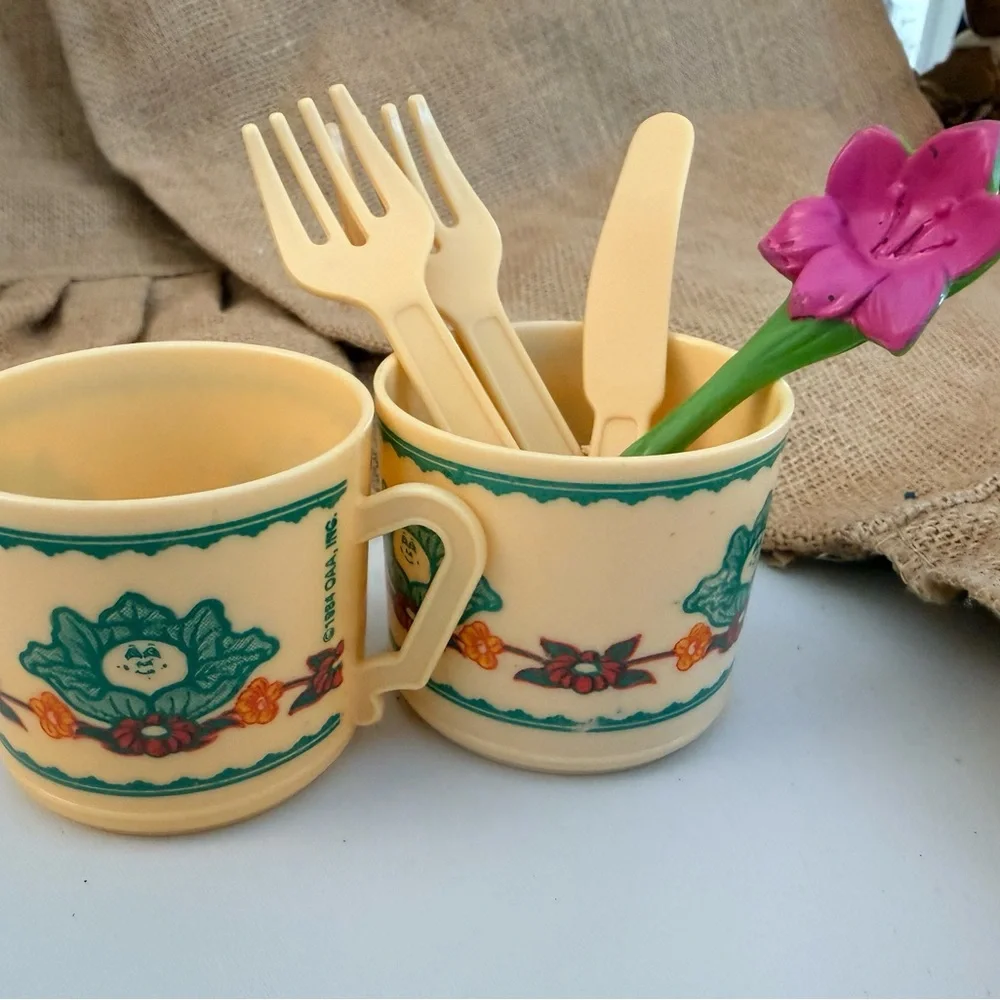 Vintage Fisher Price Fun W/ Food Replacement Cups Forks Knife Cabbage Patch Kids